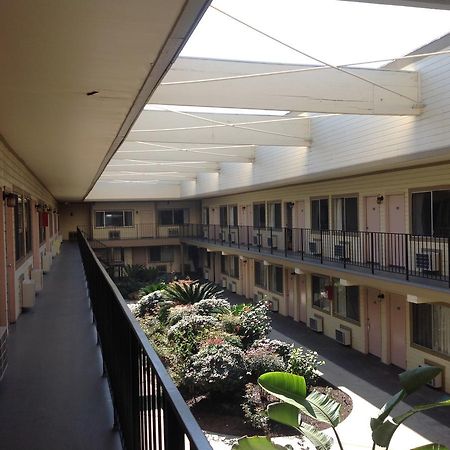 Good Nite Inn Whittier Exterior photo